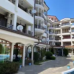 Chateau Valon Hotell Slăntjev Brjag