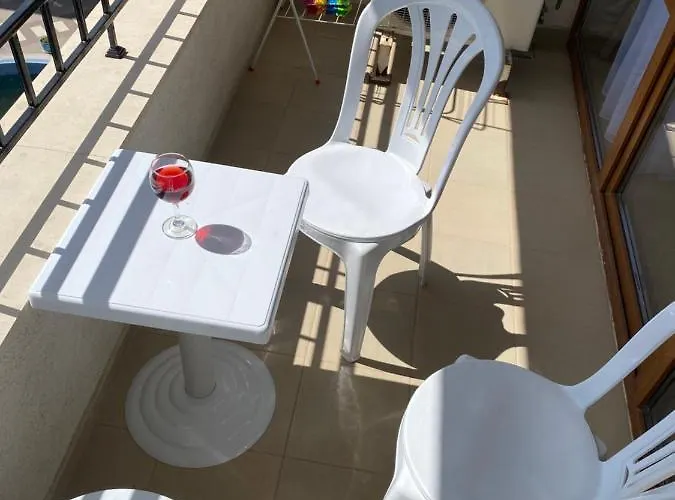 Chateau Valon Hotel Słoneczny Brzeg