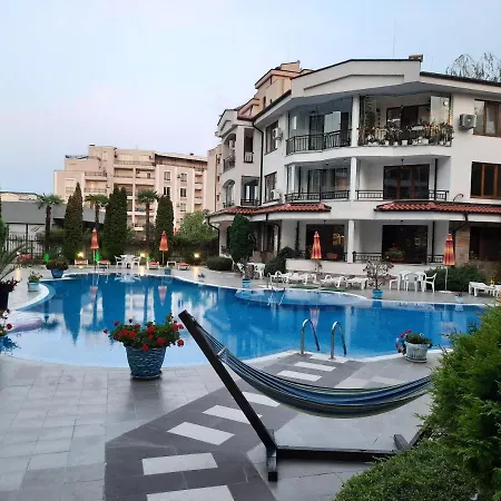 Chateau Valon Hotel *